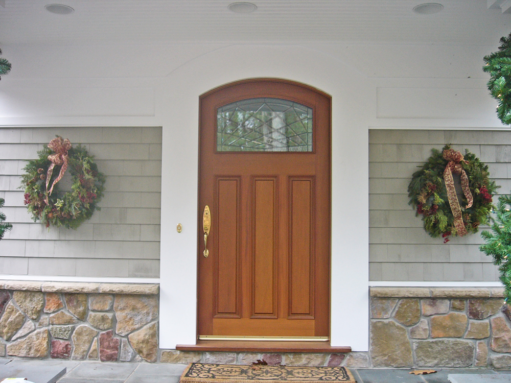 outside view - door with curved top